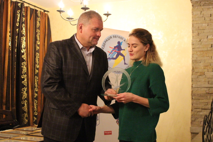 Нагороду отримує О.Більчак